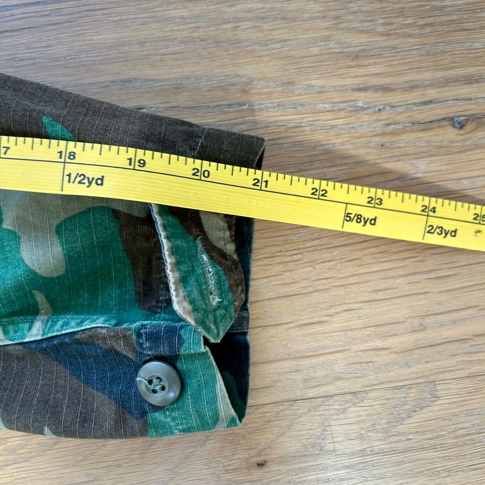 Vintage Camo Army Button Up Shirt - Picture 9 of 11
